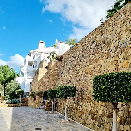 דירה In Marbella, Eagles Village. La Quinta. Benahavís