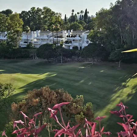 דירה In Marbella, Eagles Village. La Quinta.